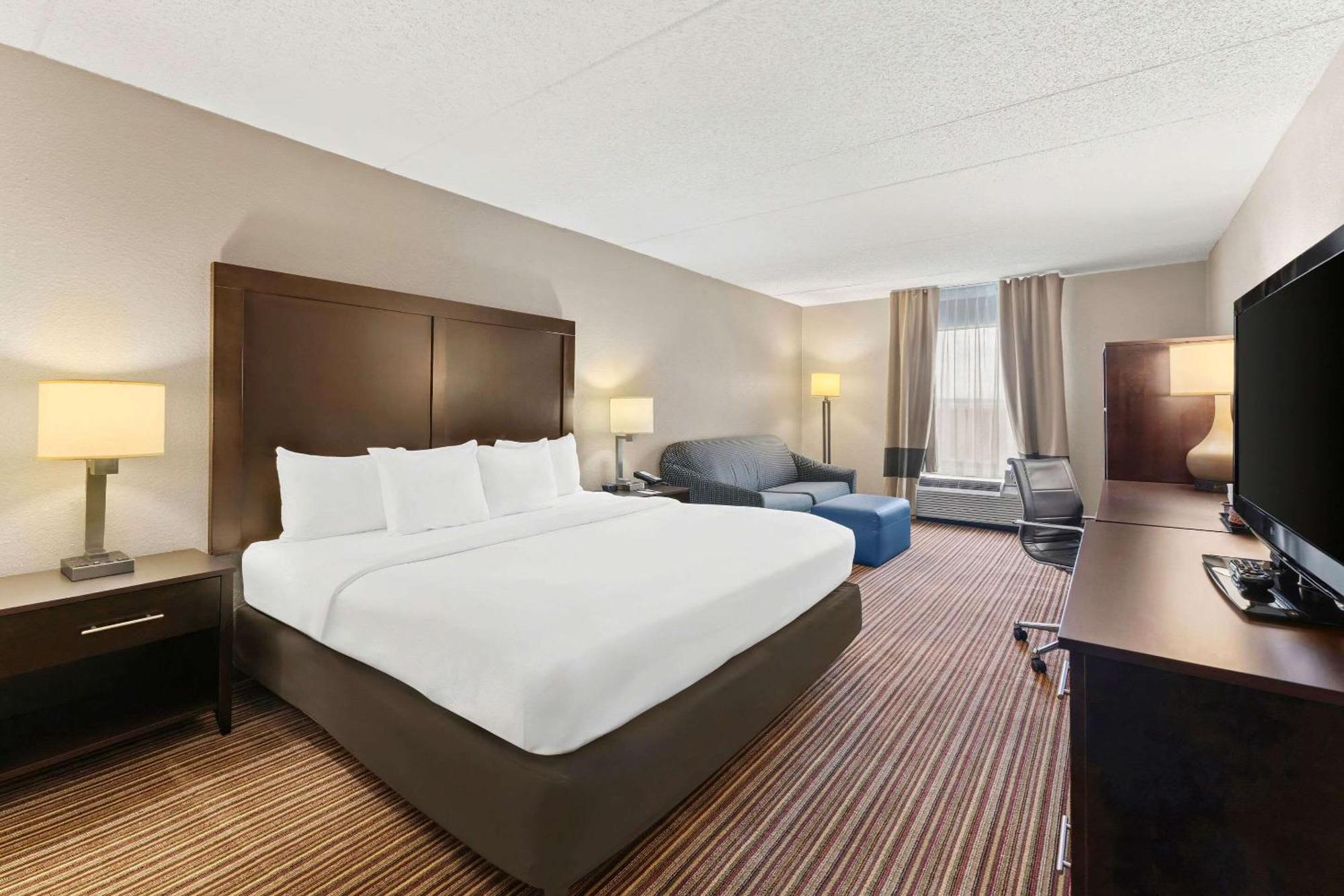 Comfort Inn Lehigh Valley West Fogelsville Экстерьер фото